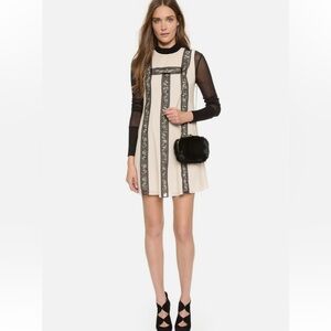 Edwina Dress ALICE + OLIVIA In Antique/Black  
Quiet Luxury Romantic Minimalist